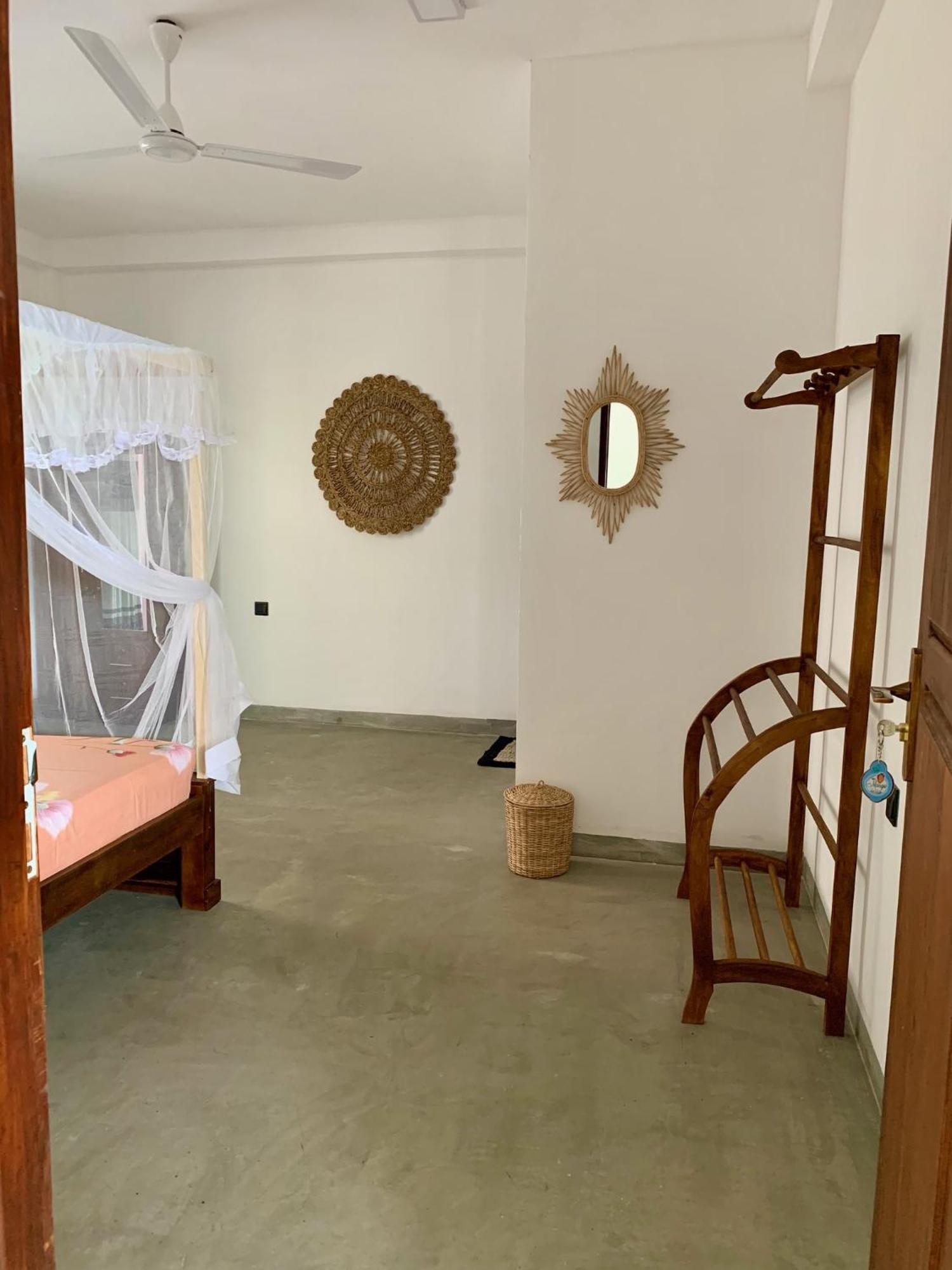 Mrmango Weligama Apartment Exterior photo